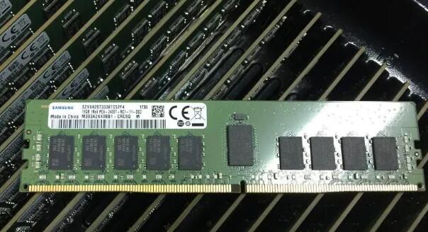 三星16G DDR4 3200臺式機內(nèi)存條